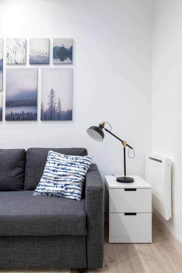 Cozy Studio Apartment 5 Min From Camp Nou Barcelona Buitenkant foto