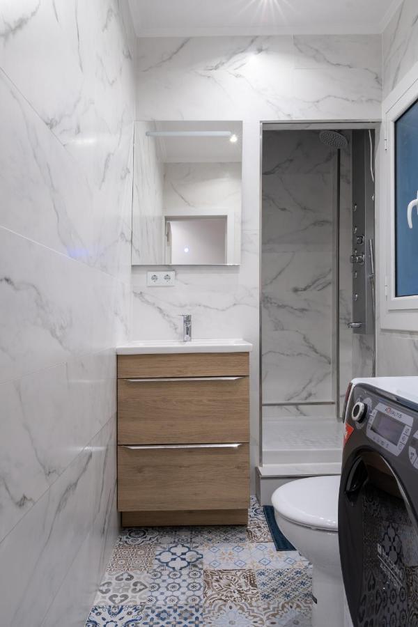 Cozy Studio Apartment 5 Min From Camp Nou Barcelona Buitenkant foto