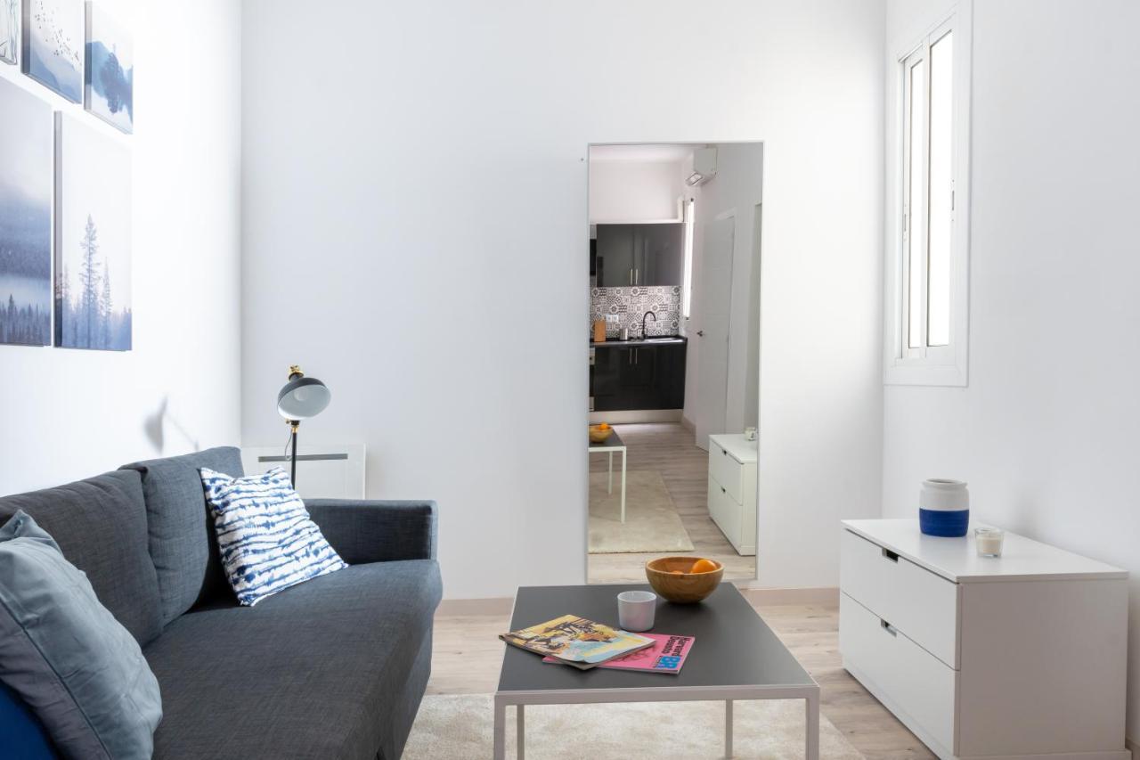 Cozy Studio Apartment 5 Min From Camp Nou Barcelona Buitenkant foto
