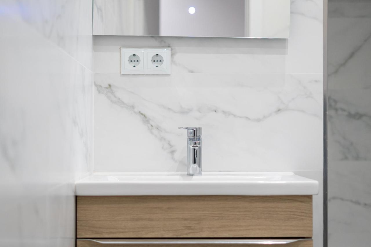 Cozy Studio Apartment 5 Min From Camp Nou Barcelona Buitenkant foto