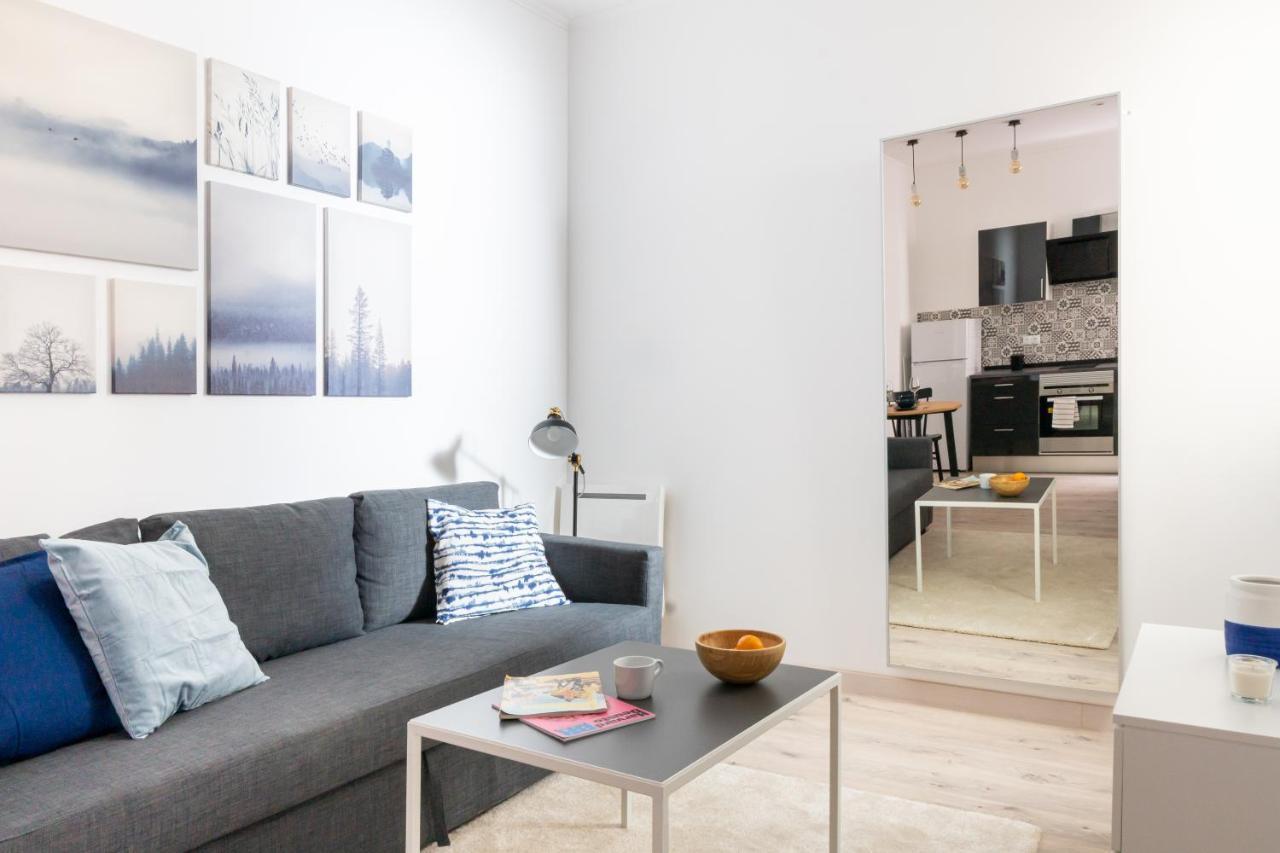 Cozy Studio Apartment 5 Min From Camp Nou Barcelona Buitenkant foto